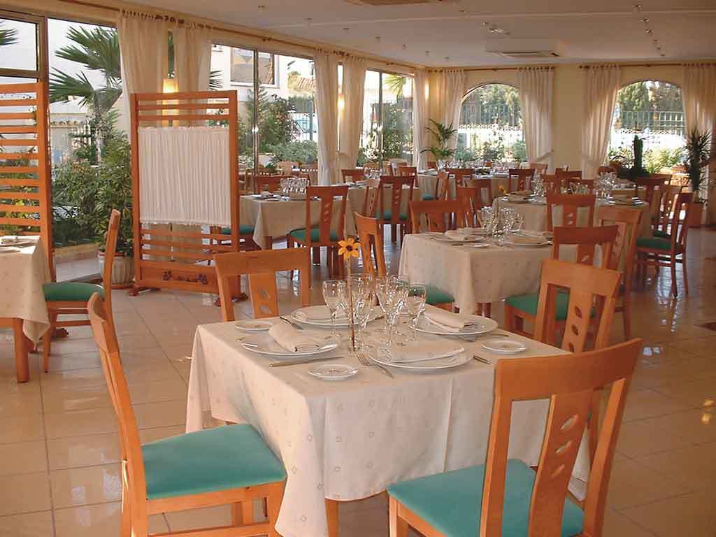 Aparthotel Residencial Vidalbir L'Alfas del Pi Exterior foto