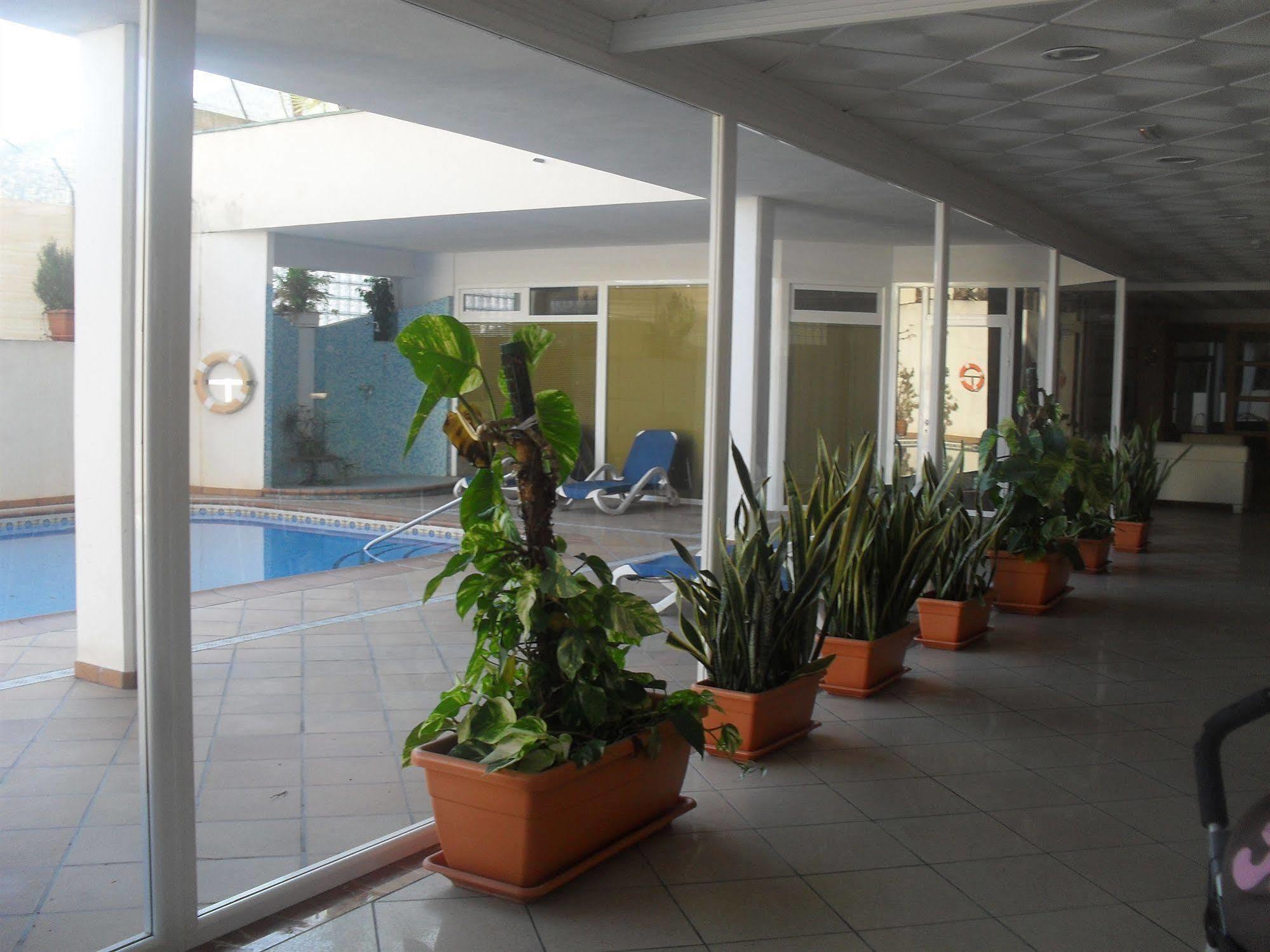 Aparthotel Residencial Vidalbir L'Alfas del Pi Exterior foto
